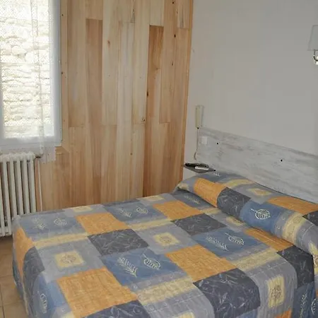 Hotell Des Platanes 2*
