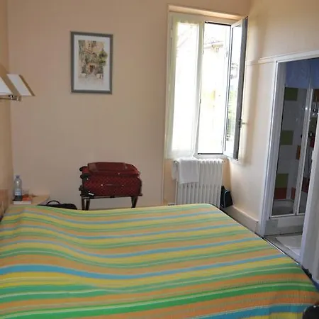 Hotell Des Platanes